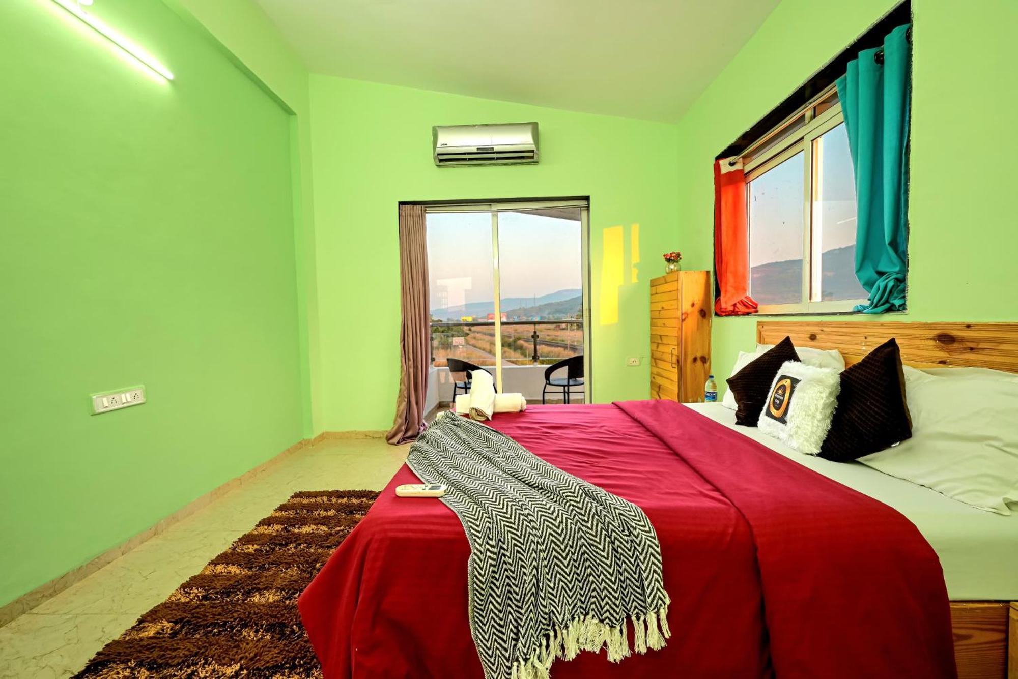Empyrean Stay II 6Bhk Big Daddy Villa Ll Ac II Pvt Pool II Terrace View II Lux Лонавала Екстериор снимка