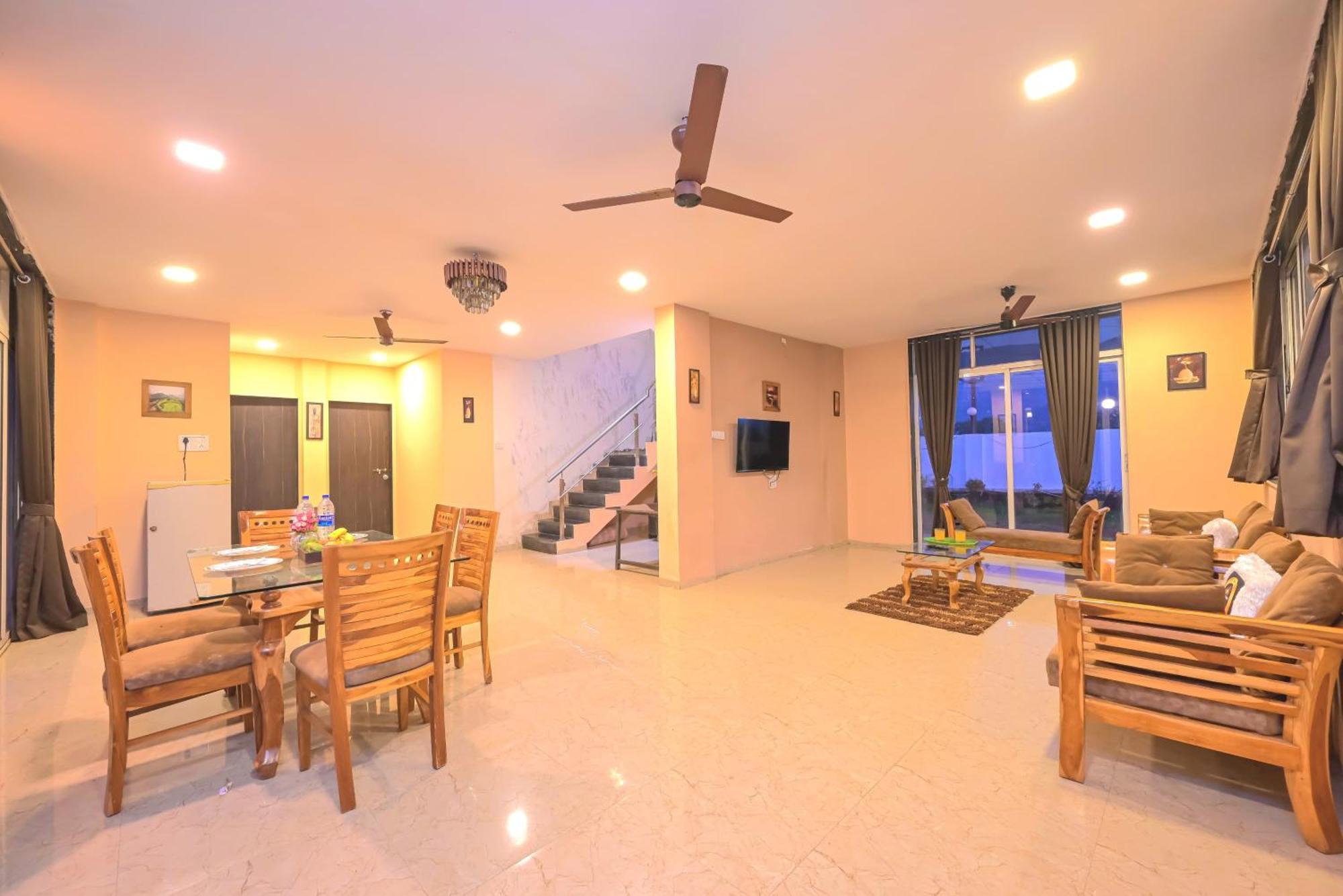 Empyrean Stay II 6Bhk Big Daddy Villa Ll Ac II Pvt Pool II Terrace View II Lux Лонавала Екстериор снимка